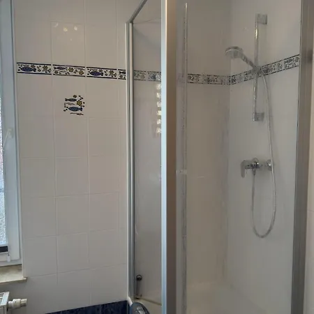 Garden Balcony Stay, Cleaning Included Appartement Graal-Mueritz